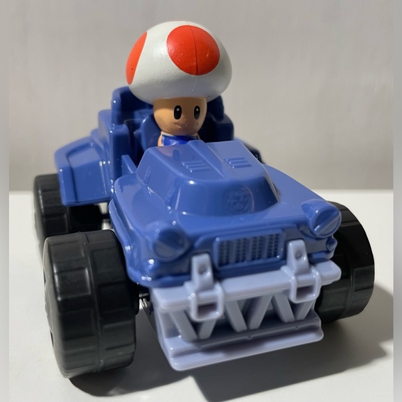 💕LIMITED ED 2022 SUPER MARIO BROS MOVIE TOAD CART MCDONALDS HAPPY MEAL TOY!#2 - Picture 3 of 6